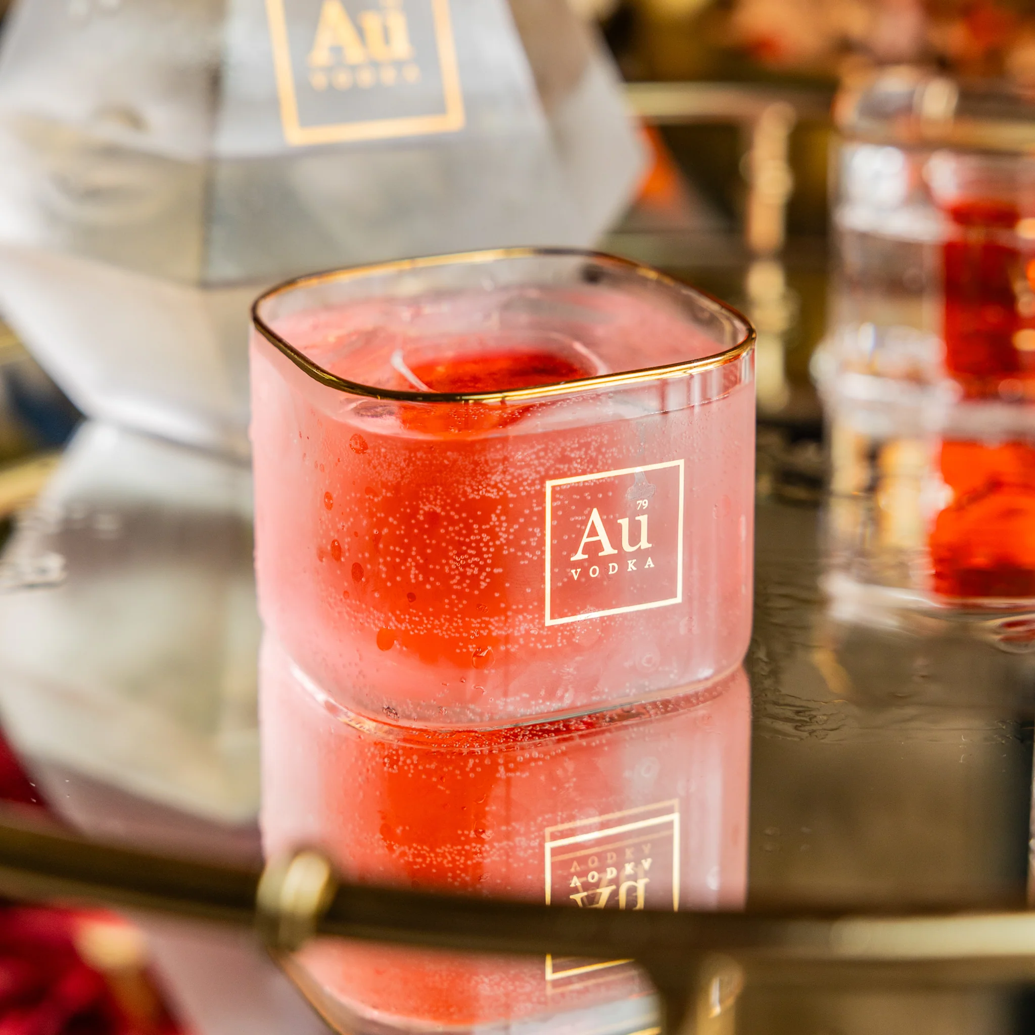 Au Vodka Red Cherry 70cl & Any Glass - Image 11